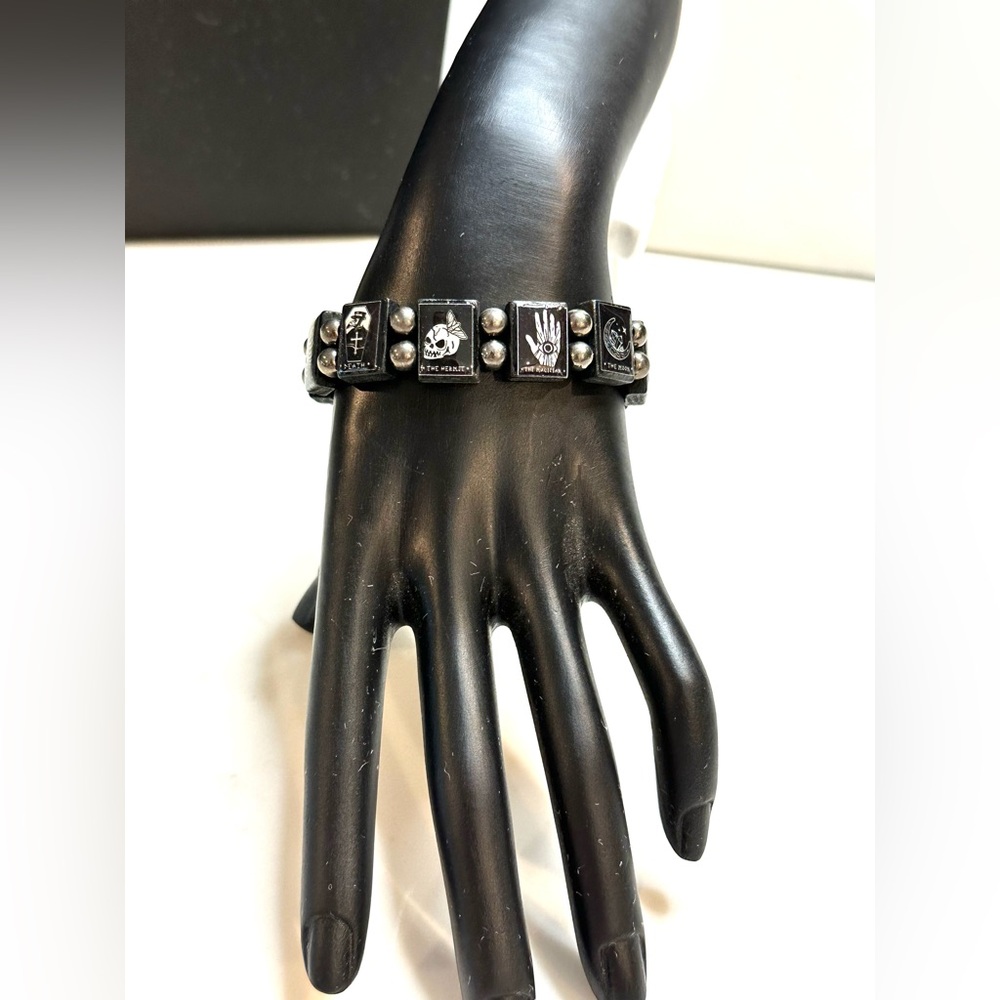 🖤🖤 Halloween Themed Stretch Bracelet 🖤🖤